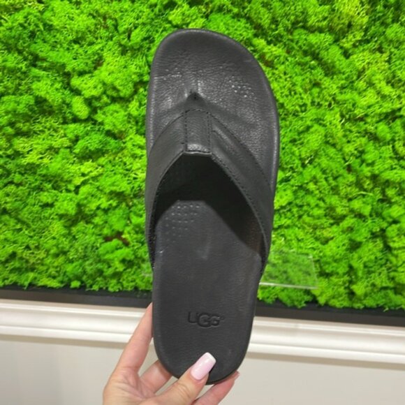 UGG Tenoch Luxe Men's Flip Flops - Picture 2 of 4